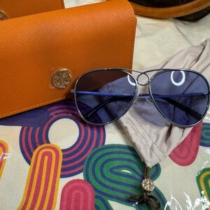 Tory Burch Sun Glasses